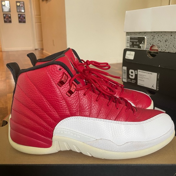Jordan 12 - Picture 5 of 7